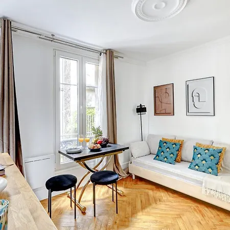 Bnbnook - Cozy By Latin Quarter Appartamento *